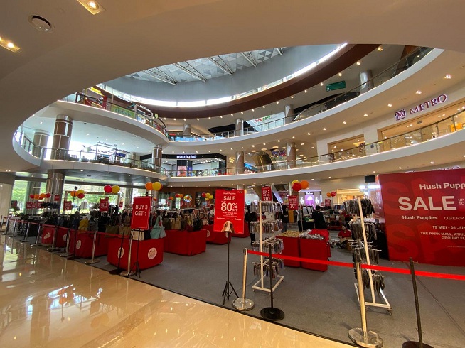 Hadir di The Park Mall, Hush Puppies Bazar Diskon Up To 80 %